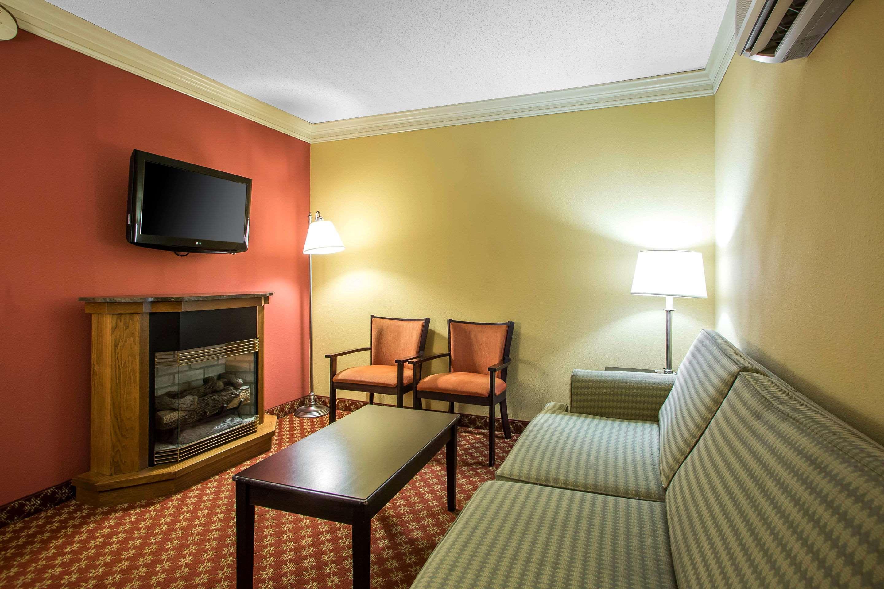 Clarion Hotel y Centro de Conferencias Toms River Exterior foto